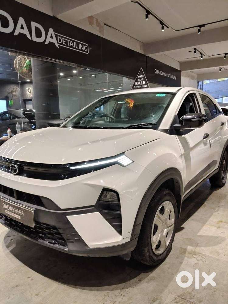 Tata Nexon Smart Plus1.2 Revotron Petrol 5 Mt, 2024, Petrol
