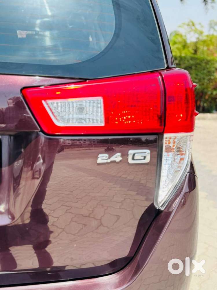 Toyota Innova Crysta 2.4 G Mt 8s, 2019, Diesel