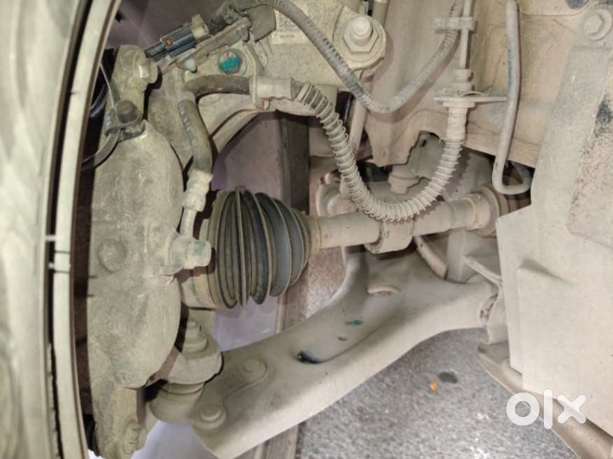 Mahindra Xuv700 2.0 Ax 7 Petrol Mt Str, 2023, Petrol