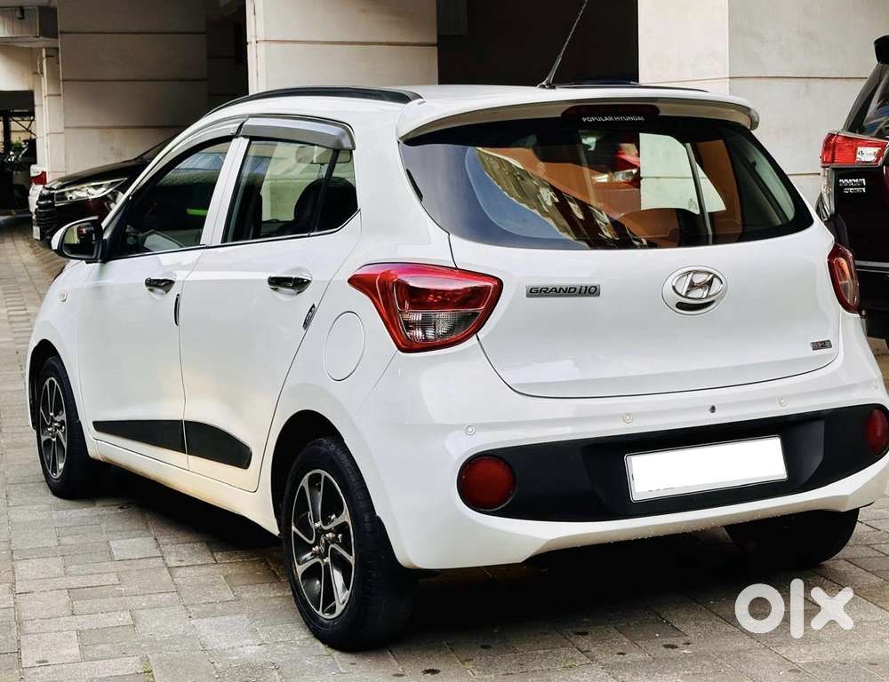 Hyundai Grand I10 Sportz (o) 1.2 At Vtvt, 2019, Petrol