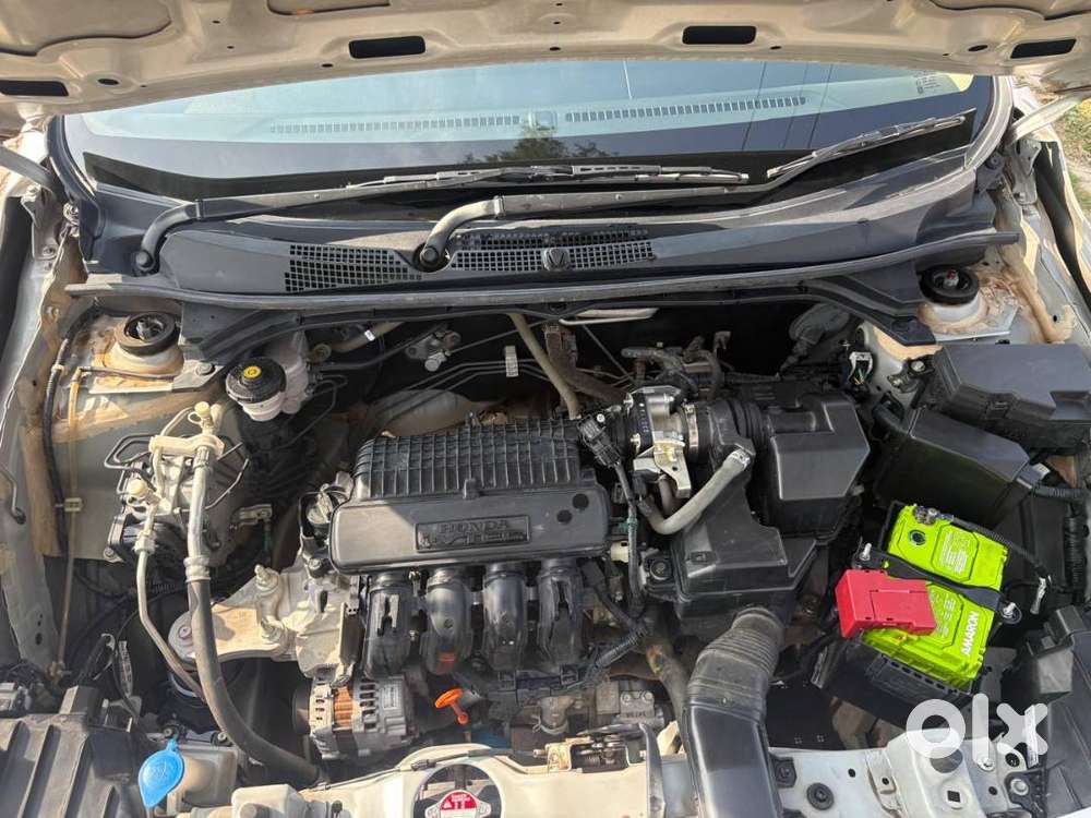 Honda Amaze 2023 Petrol 26650 Km Driven