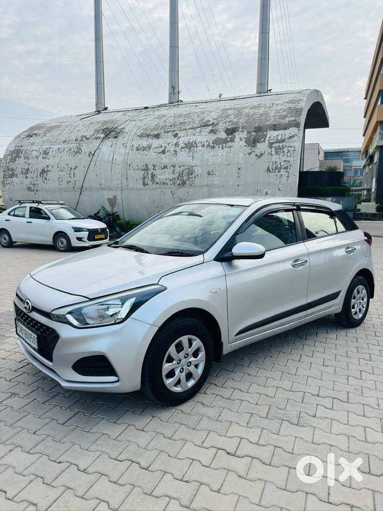 Hyundai Elite I20 [ ] 1.2 Magna Executive, 2018, Petrol
