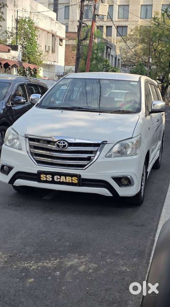 Toyota Innova 2.5 G (diesel) 7 Seater, 2015, Diesel