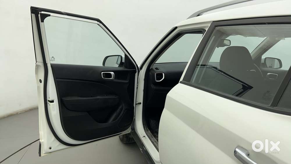 Hyundai Venue Sx Plus Turbo Dct, 2022, Petrol