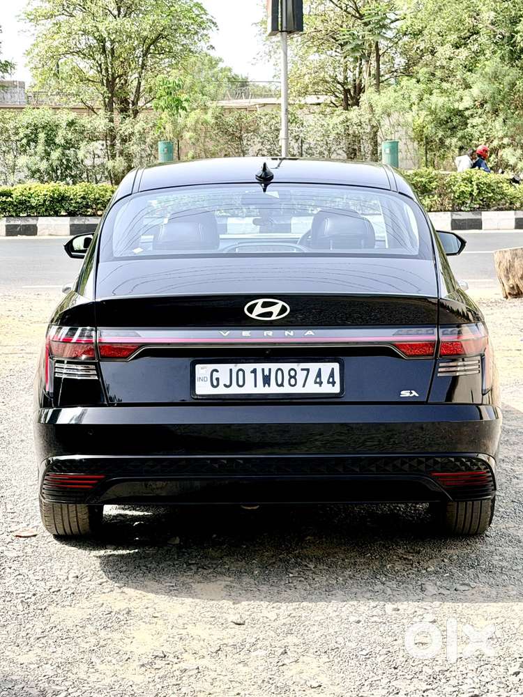 Hyundai Verna 1.5 Sx Petrol Mt, 2024, Petrol