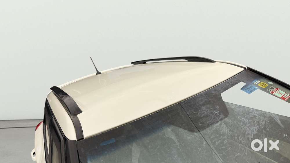 Mahindra Xuv300 W8, 2021, Petrol