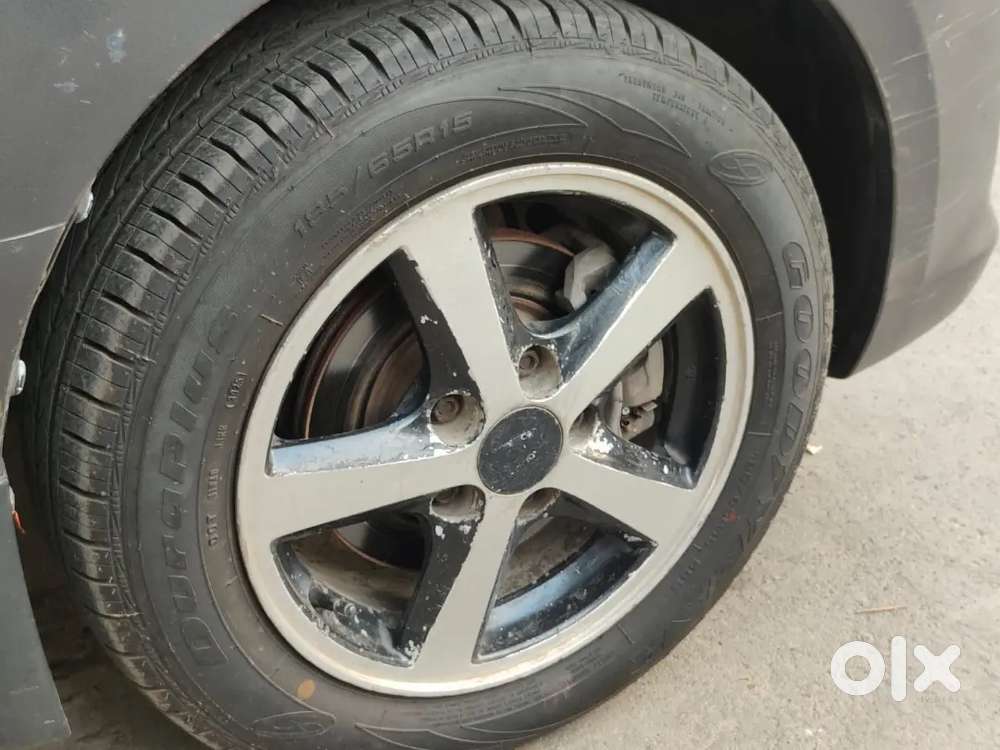 Best Quality Car Will Comfortable Space And Smooth Driving