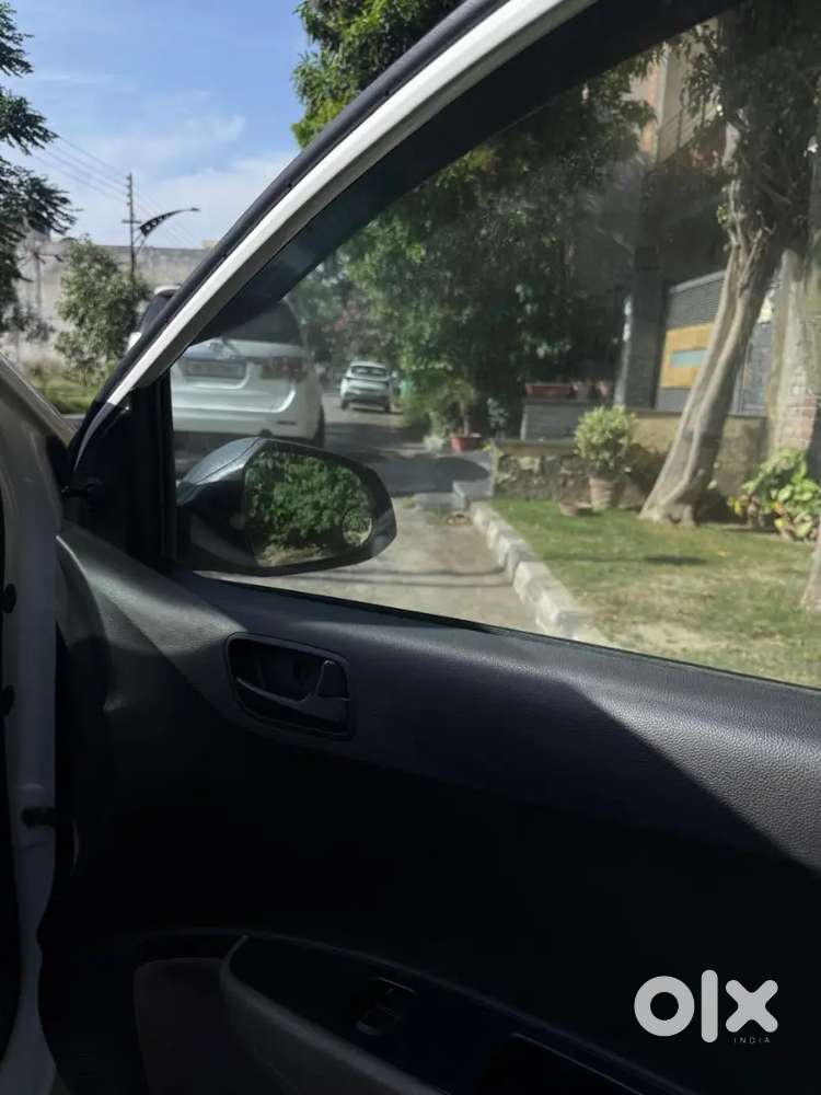 Hyundai Xcent 2021 Petrol & Cng