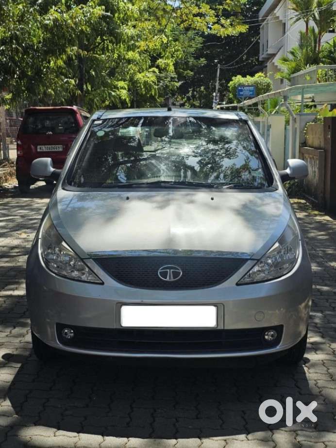 Tata Indica Vista Aura Plus 1.2 Safire, 2010, Petrol