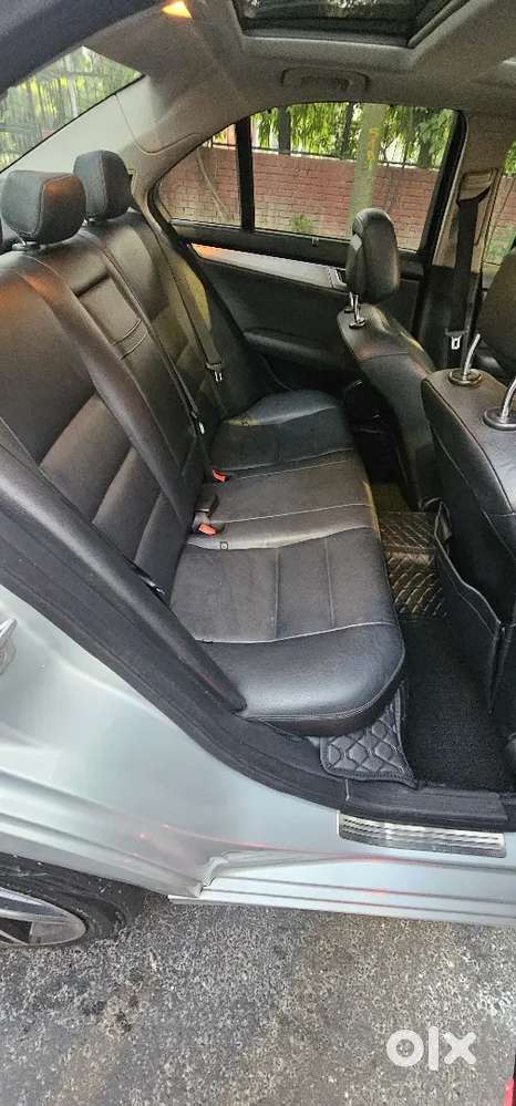 Mercedes-benz C-class 2012 Diesel 80000 Km Driven
