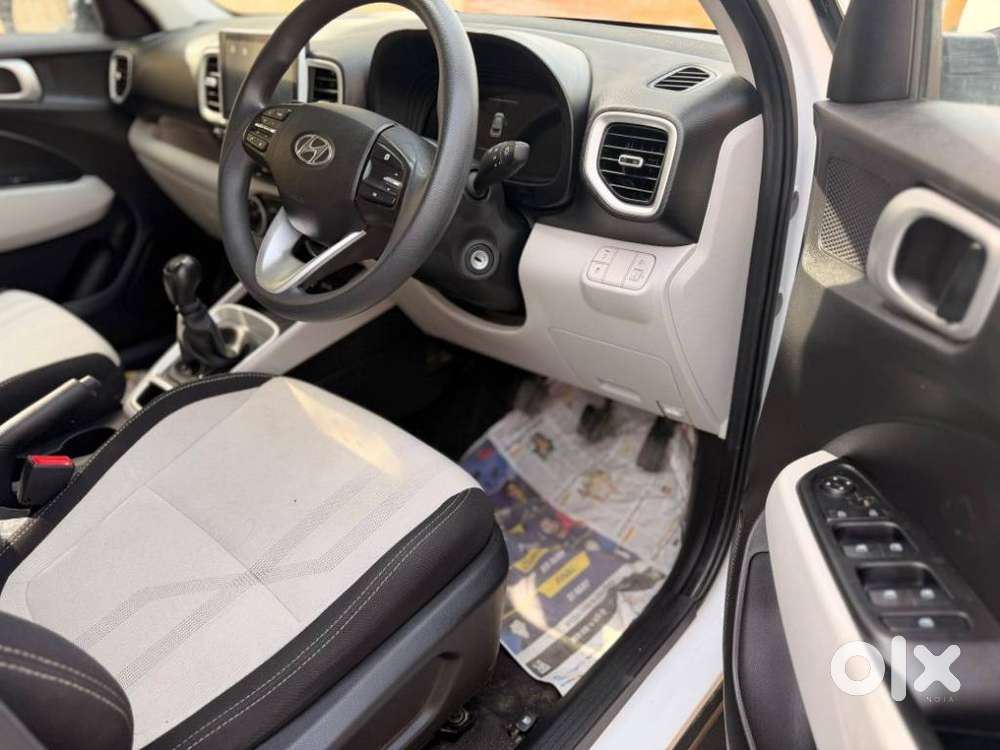 Hyundai Venue S 1.2 Petrol, 2025, Petrol