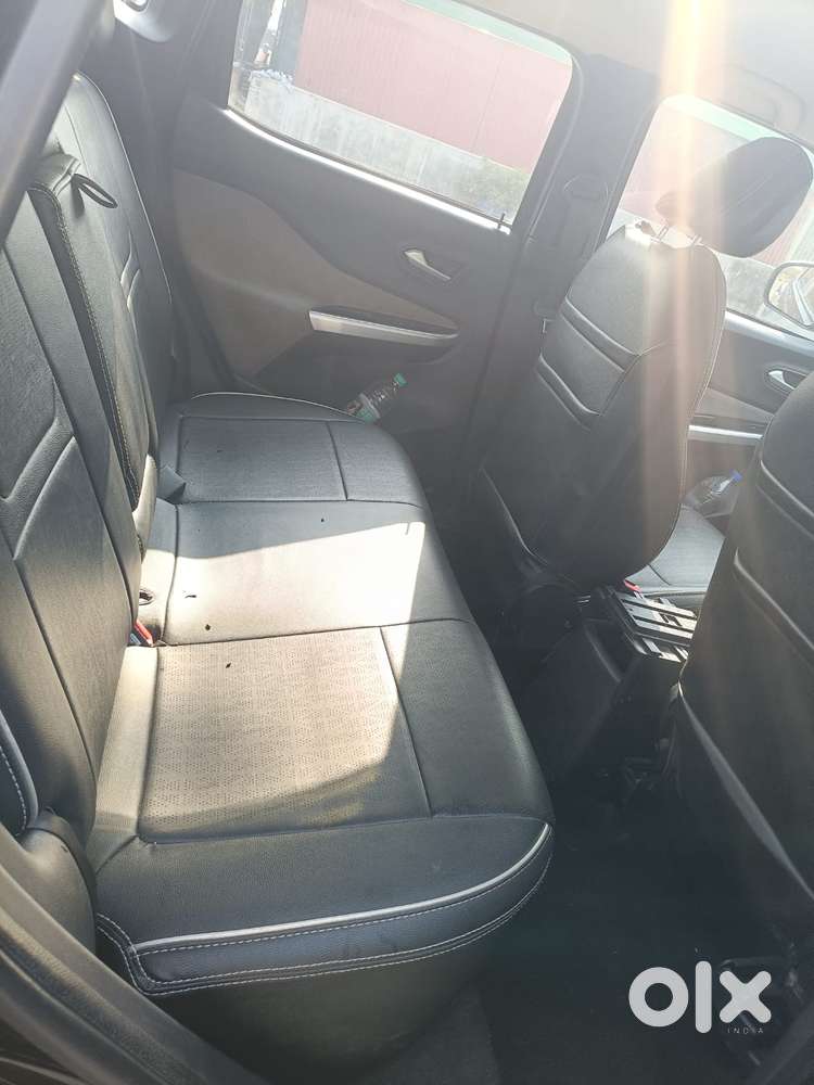 Nissan Magnite 1.0 Xv, 2023, Petrol