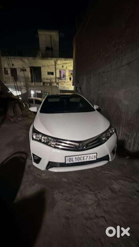 Toyota Corolla Altis 2014 Cng & Hybrids Well Maintained
