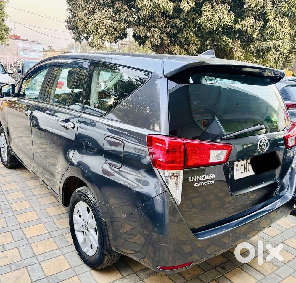 Toyota Innova Crysta 2.4 G Mt 7 Str, 2018, Diesel