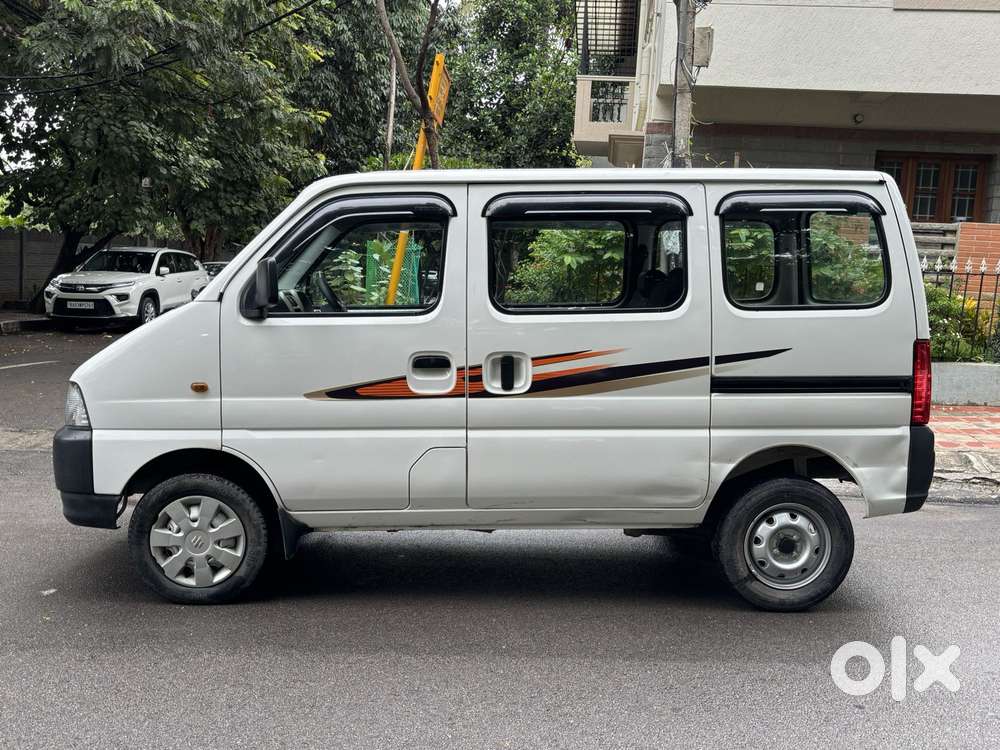 Maruti Suzuki Eeco 1.2 5 Str Std(o), 2022, Petrol
