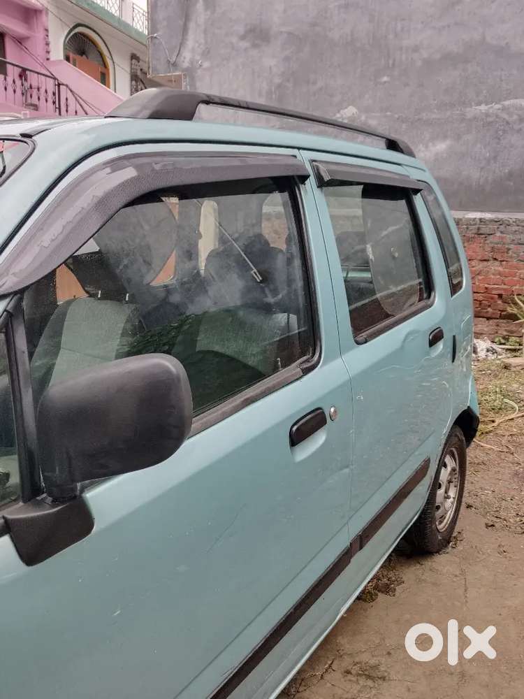 Blue Colour Wagonr With Excellent Condition