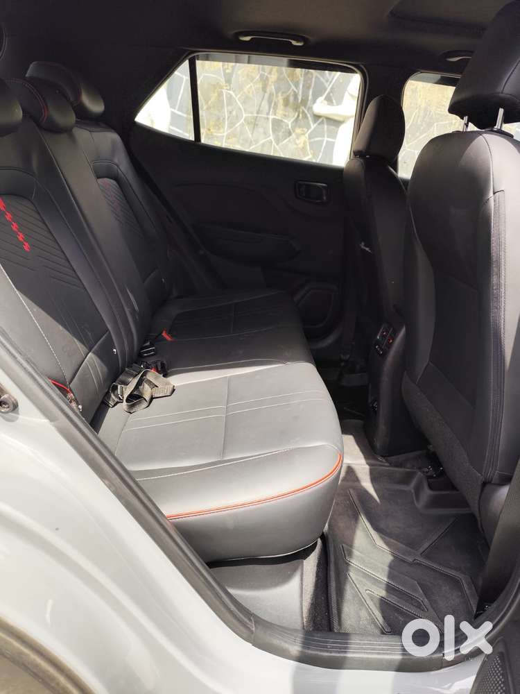 Hyundai Venue N Line N8 Dct Dual Tone, 2023, Petrol