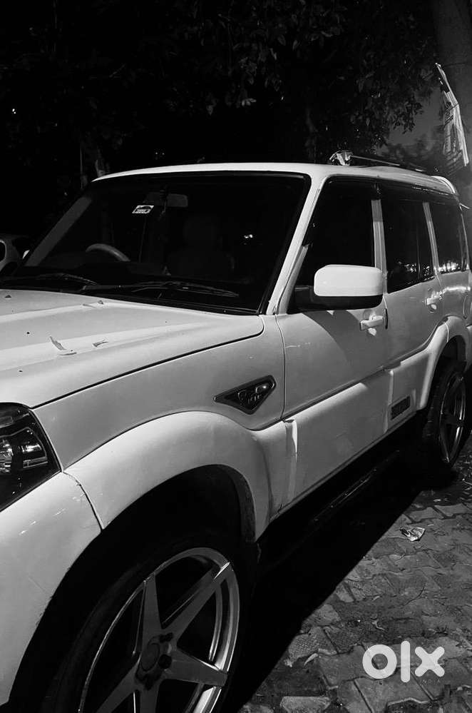 Mahindra Scorpio 2018 Diesel Well Maintained