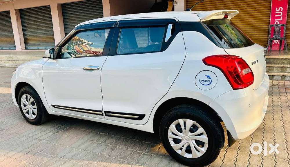Maruti Suzuki Swift 1.2 Vxi (o), 2023, Petrol