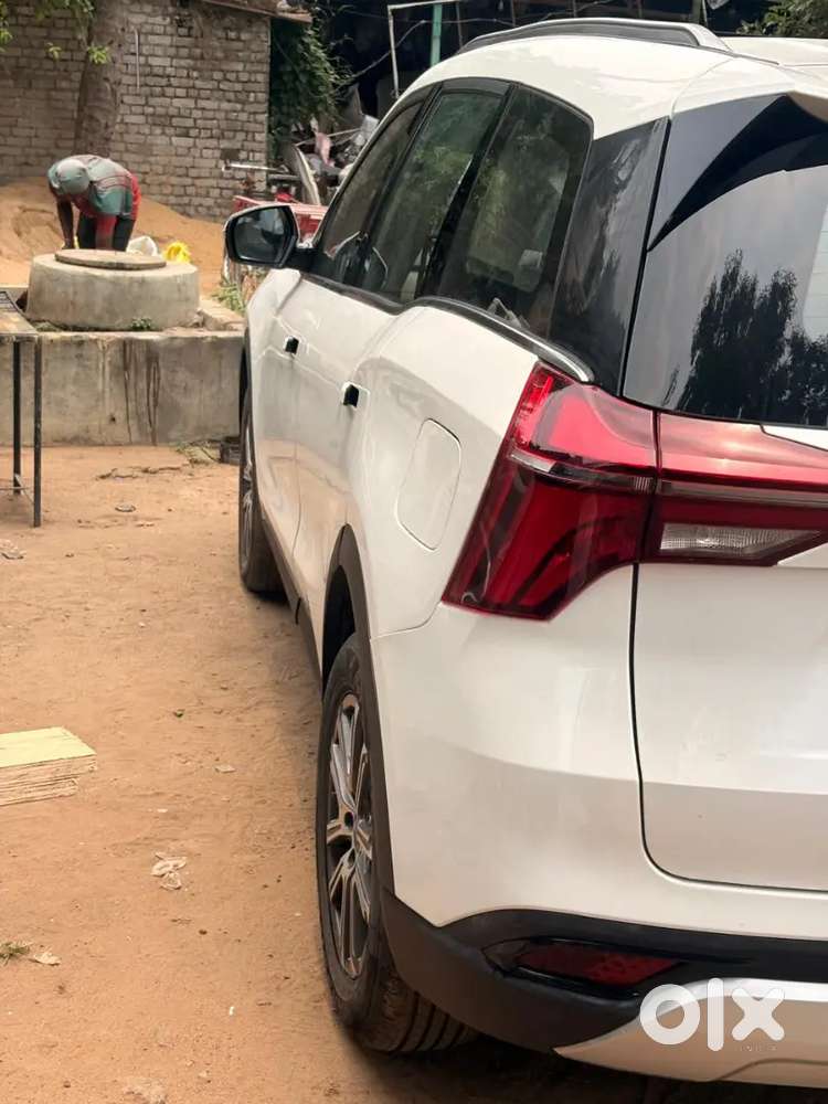 Xuv 700 Ax7l 7 Seats Diesel