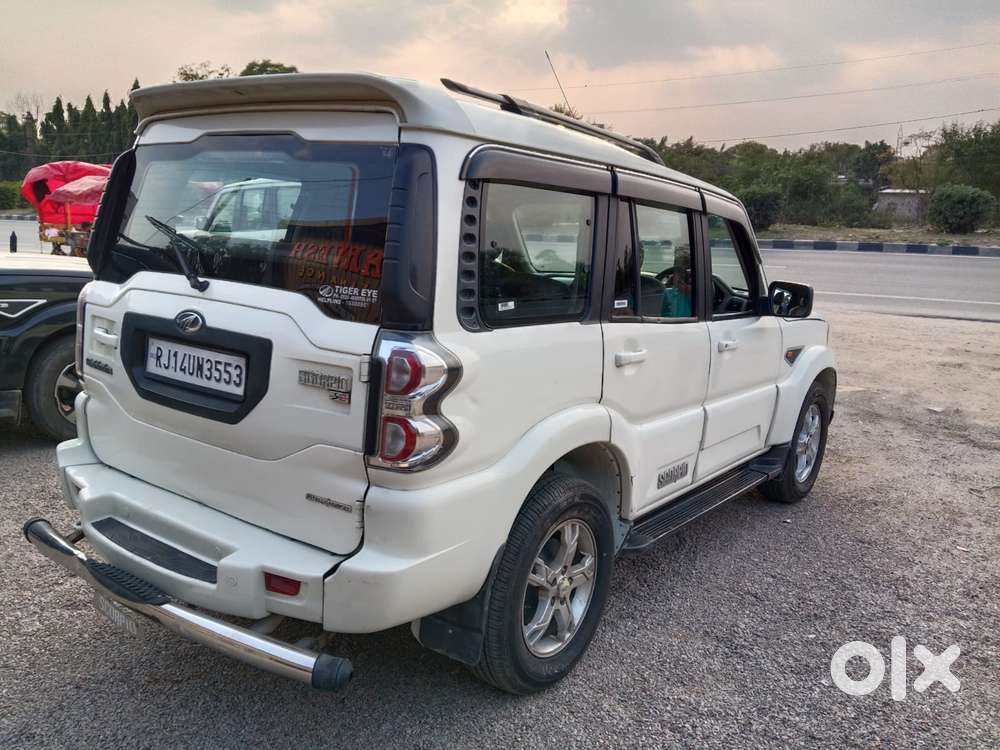 Mahindra Scorpio S10, 2017, Diesel