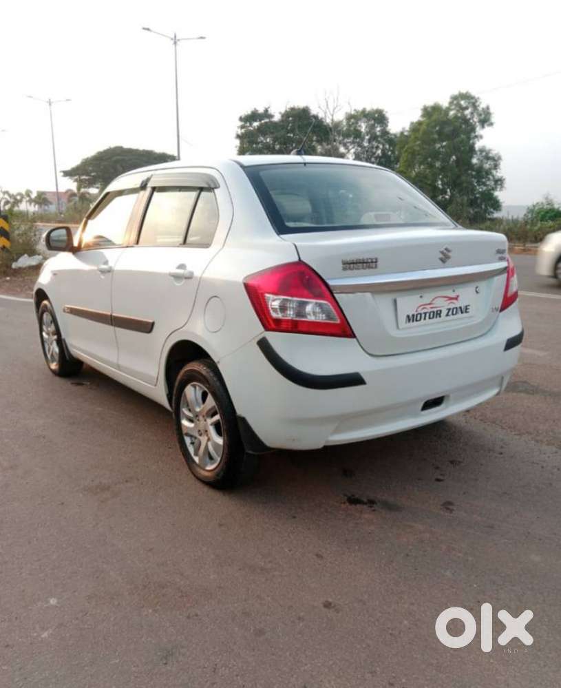 Maruti Suzuki Dzire 1.2 Zxi, 2014, Petrol