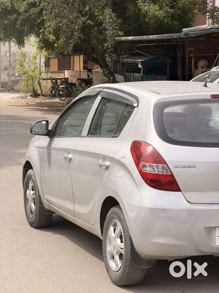 Hyundai I20 New Sportz At 1.4, 2012, Diesel