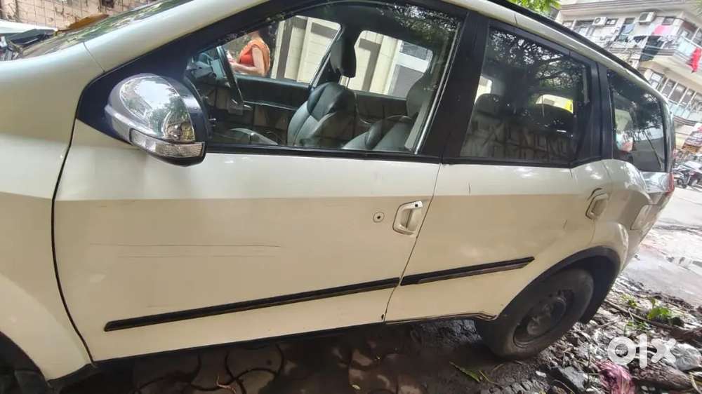 Mahindra Xuv500 2.2 W7 2018