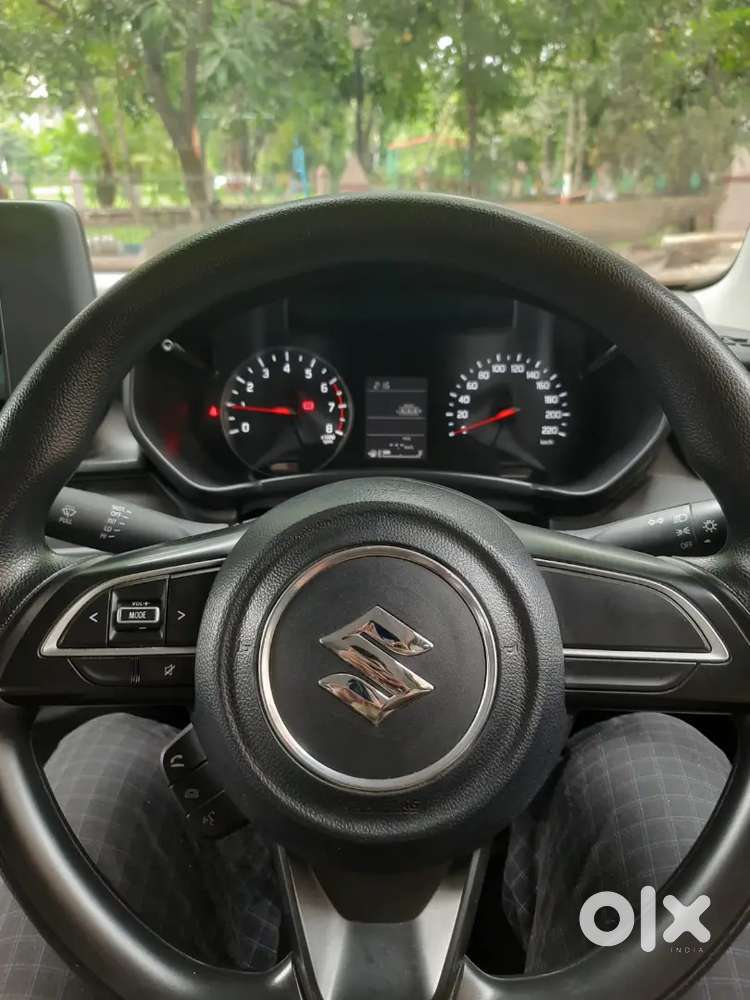 Maruti Suzuki Swift Vxi 2024