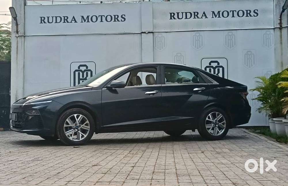 Hyundai Verna Sx (o) 1.5 Vtvt Ivt [2023 - 2026], 2024, Petrol