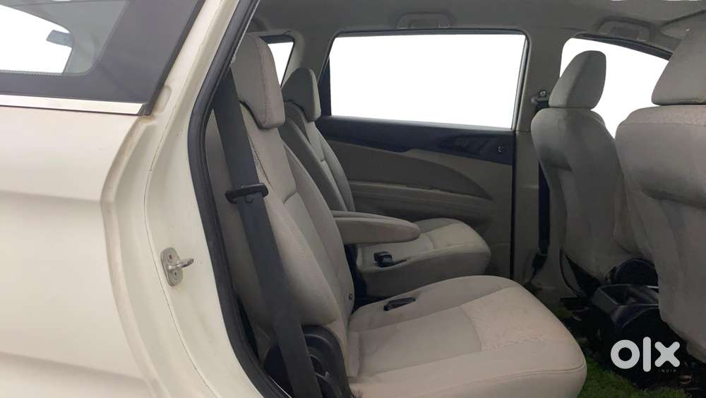 Mahindra Marazzo M2, 2018, Diesel