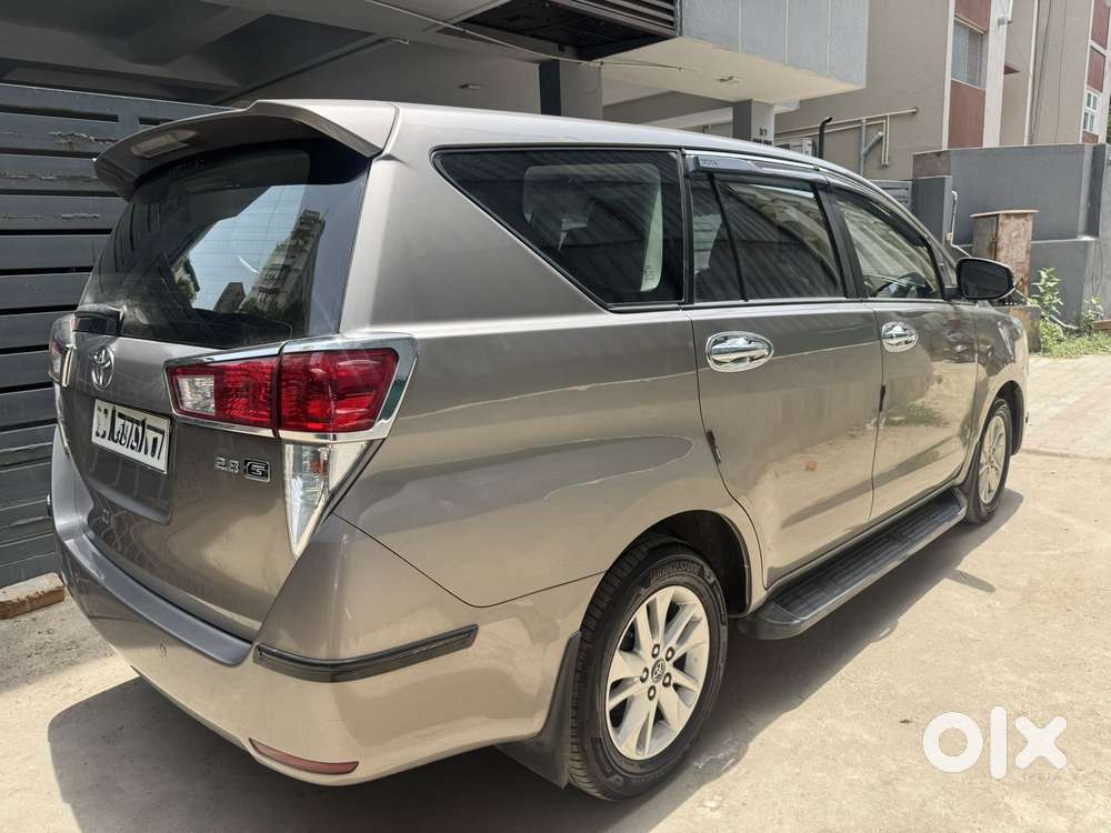 Toyota Innova Crysta 2.8 Gx At 8s, 2019, Diesel