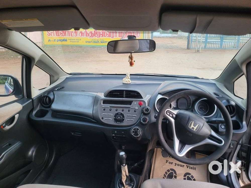 Honda Jazz V Mt Privilege, 2010, Petrol