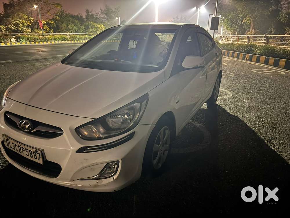 Hyundai Verna Fluidic 2011 Car