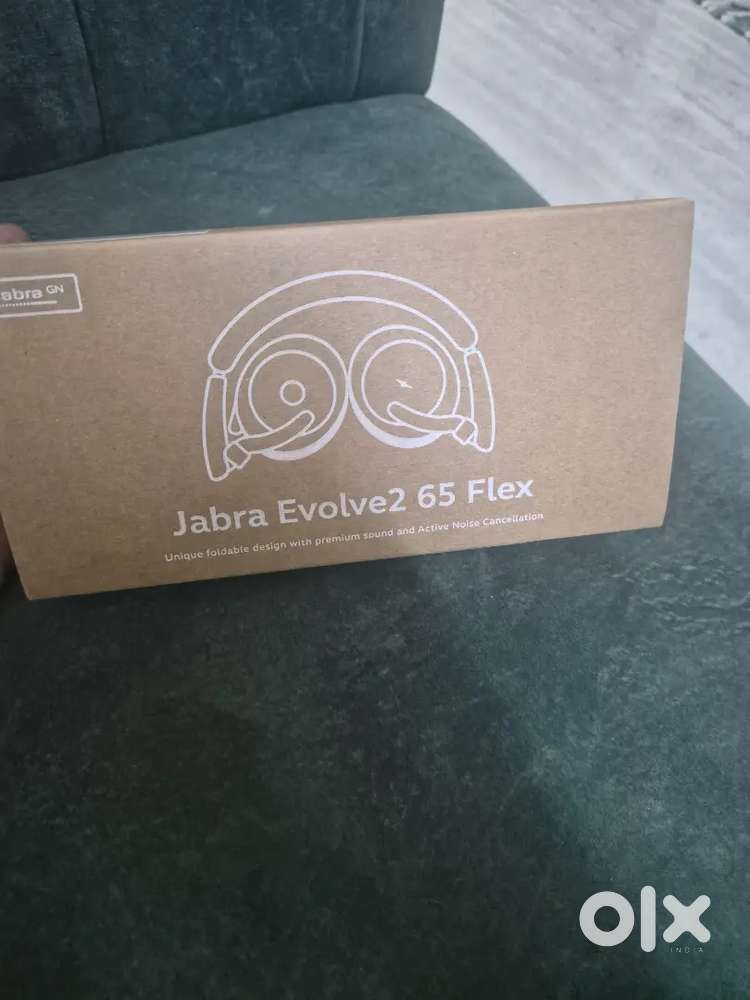 Jabra Evolve2 65 Flex headset