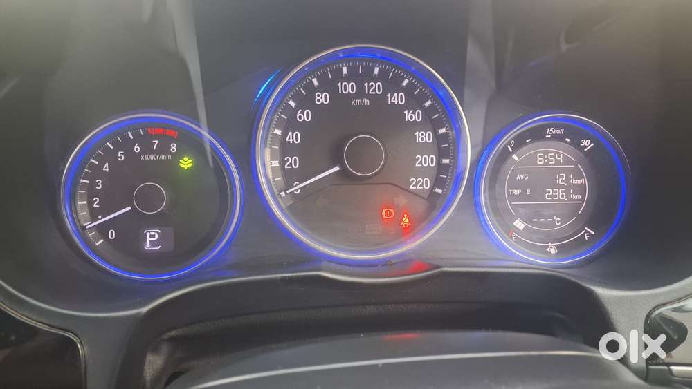 Honda City V At Sunroof I-vtec, 2015, Petrol