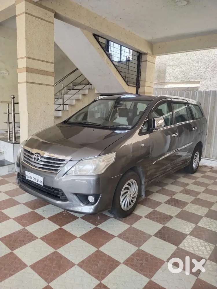 Toyota Innova 2012 Diesel Well Maintained