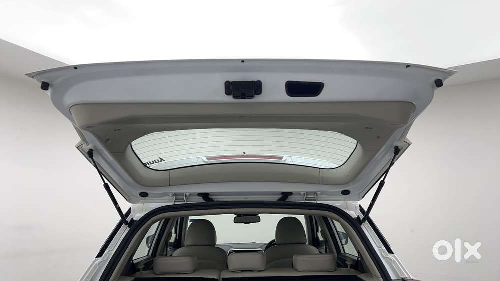 Mahindra Xuv300 W8 Option, 2024, Petrol