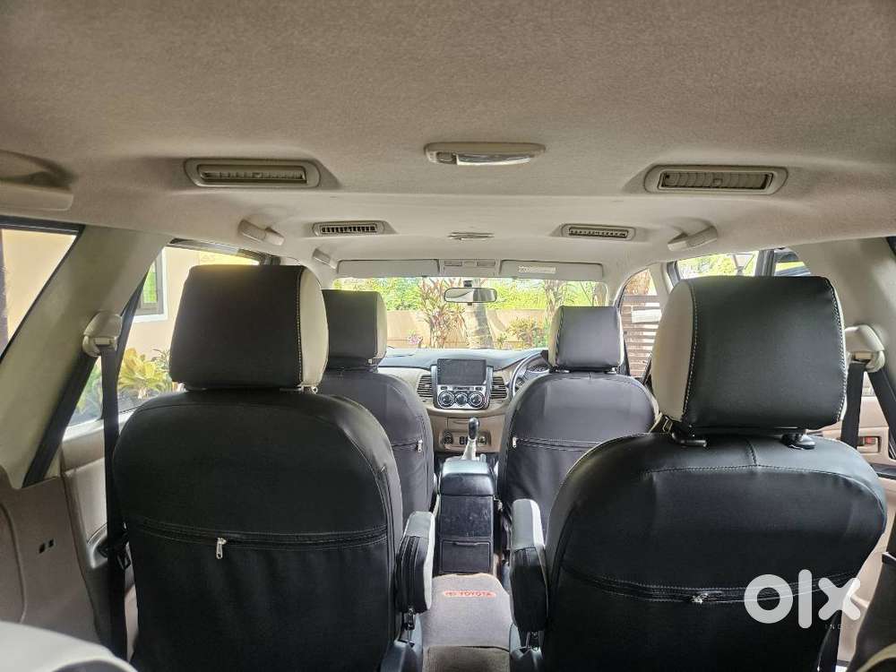 Toyota Innova 2015 Diesel Well Maintained