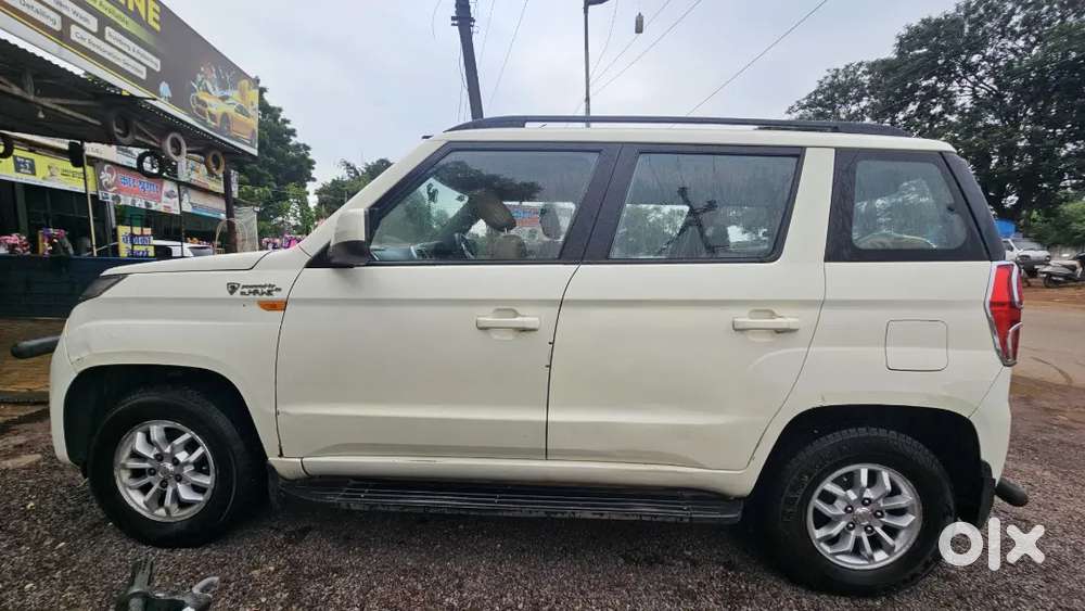 Mahindra Tuv 300 2016 Top Model In Mint Condition