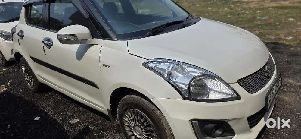 Maruti Suzuki Swift  Vxi 0 Abs 2017