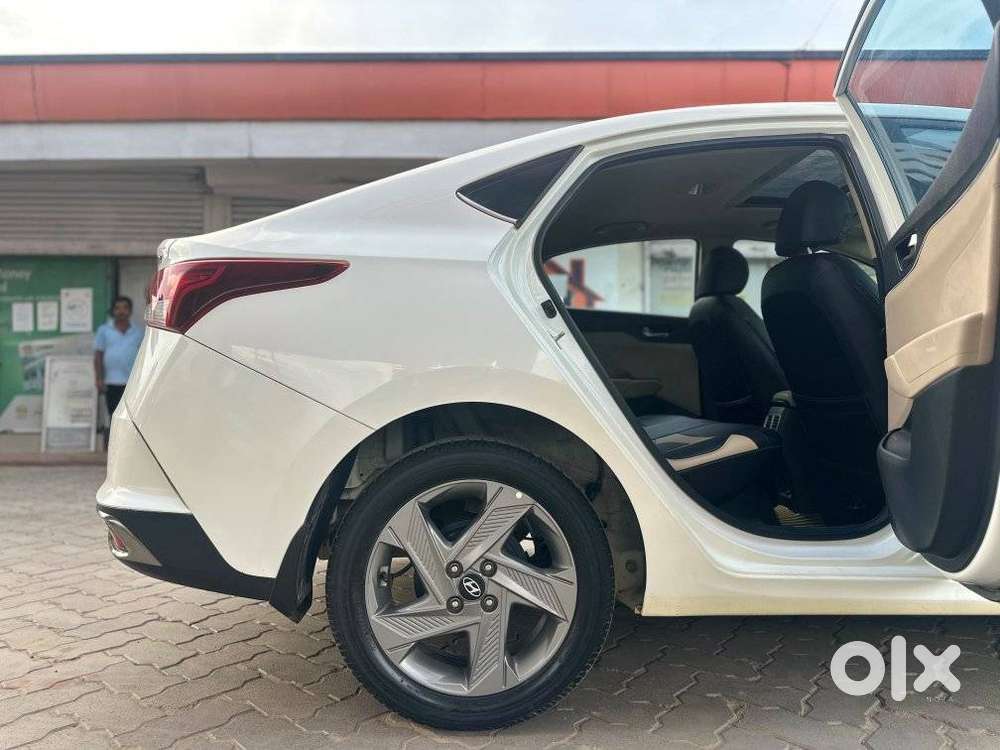 Hyundai Verna 1.5 Sx Petrol Mt, 2020, Petrol