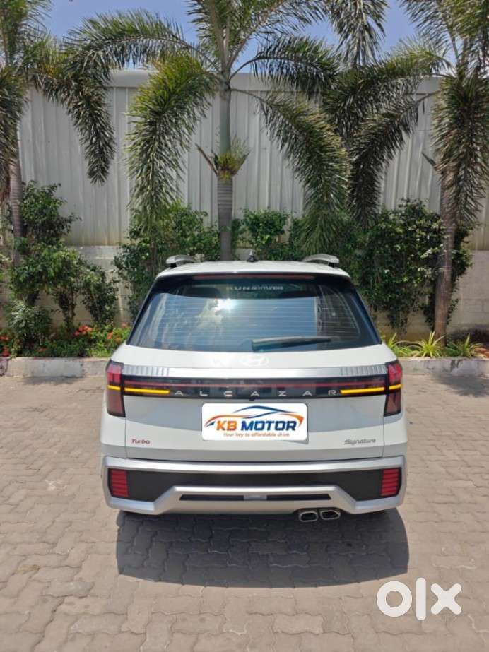 Hyundai Alcazar Signature 1.5 Petrol Dct 6str, 2024, Petrol