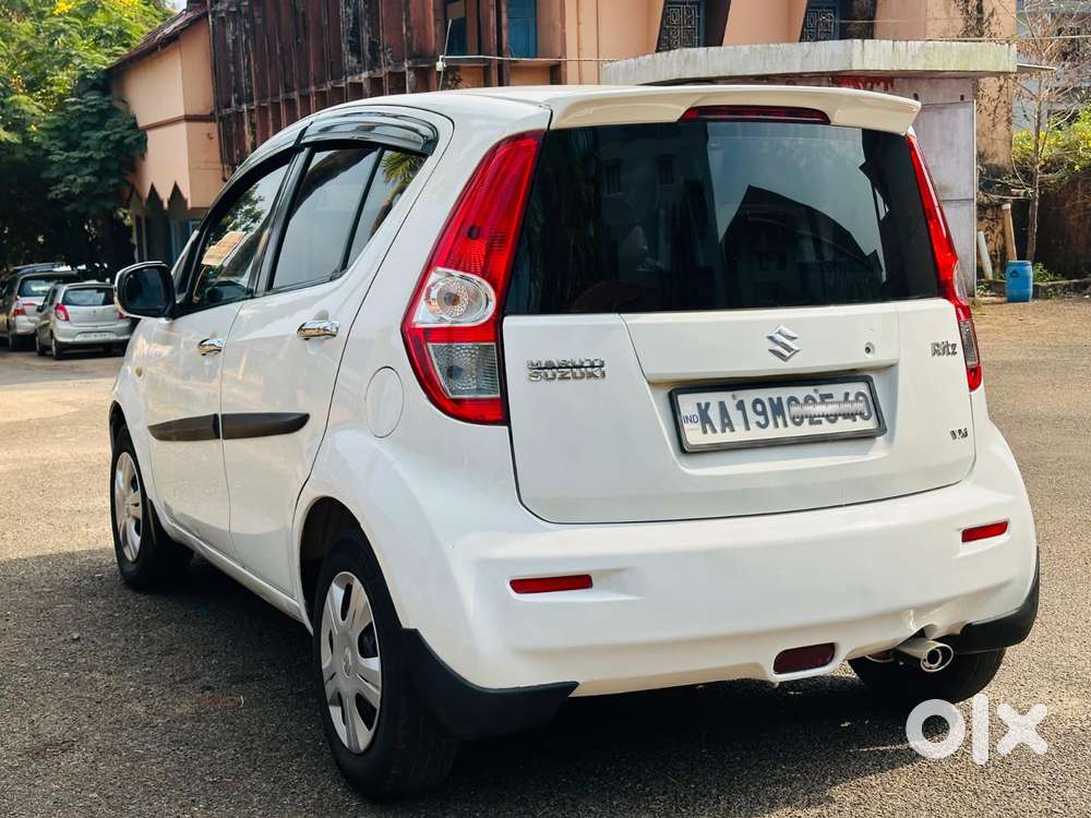 Maruti Suzuki Ritz Vxi, 2012, Petrol