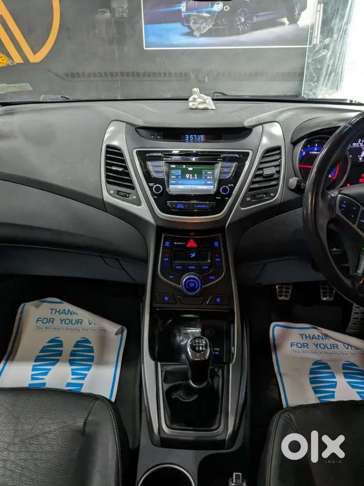 Luxury Car Avg 22 Pkm.pune Passing Mh 12 Yopend Model Cruise Cantrol