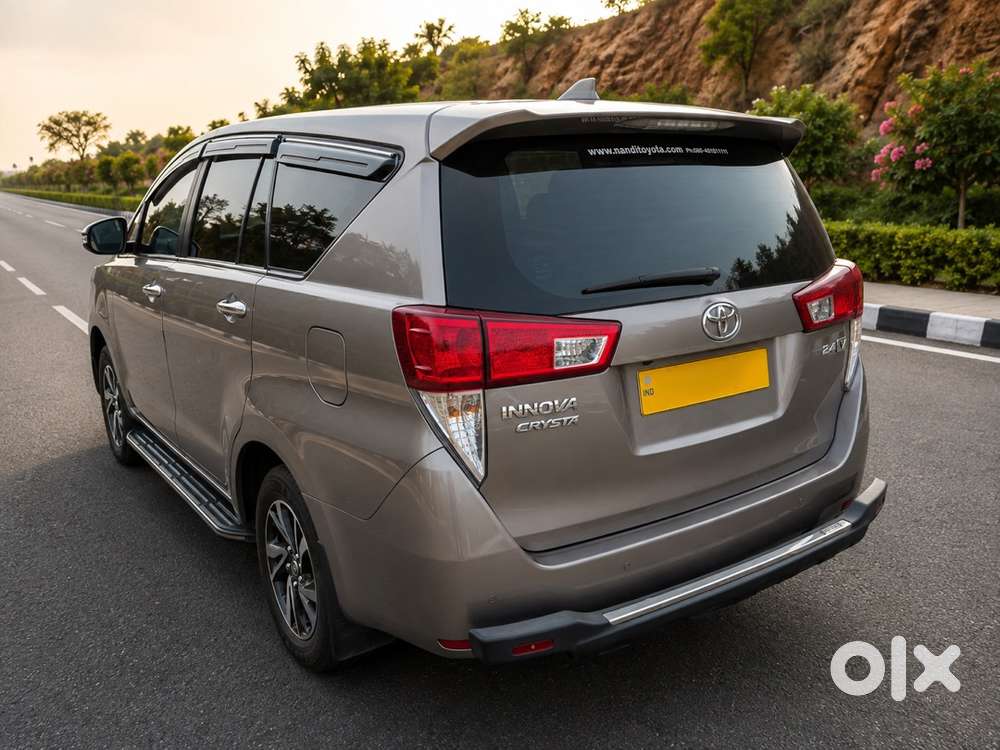 Toyota Innova Crysta Vx 2025
