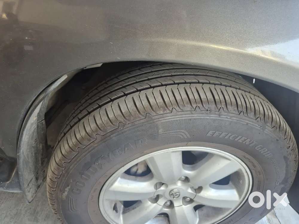 Toyota Fortuner 2010 Diesel 142000 Km Driven Urgent Sale.