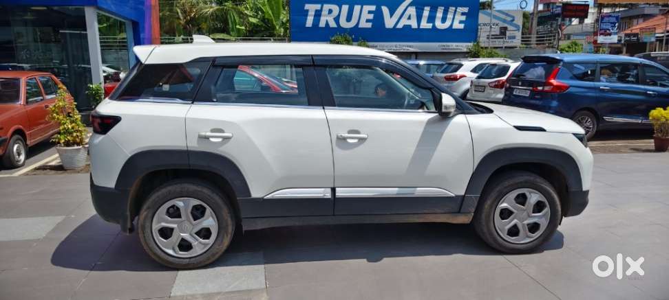 Maruti Suzuki Brezza 1.5 Vxi Smart Hybrid, 2022, Petrol
