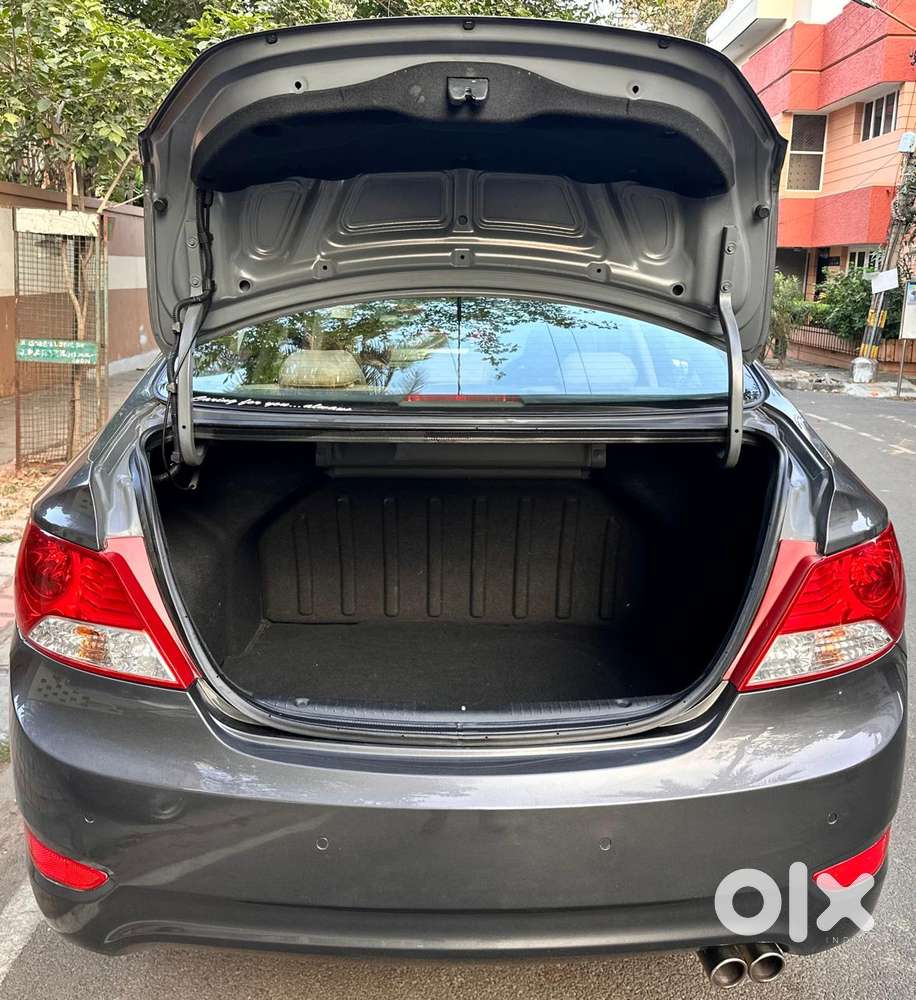 Hyundai Fluidic Verna 1.6 Vtvt S (o) Automatic, 2013, Petrol