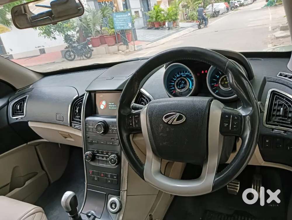 Mahindra Xuv500 2018 Year